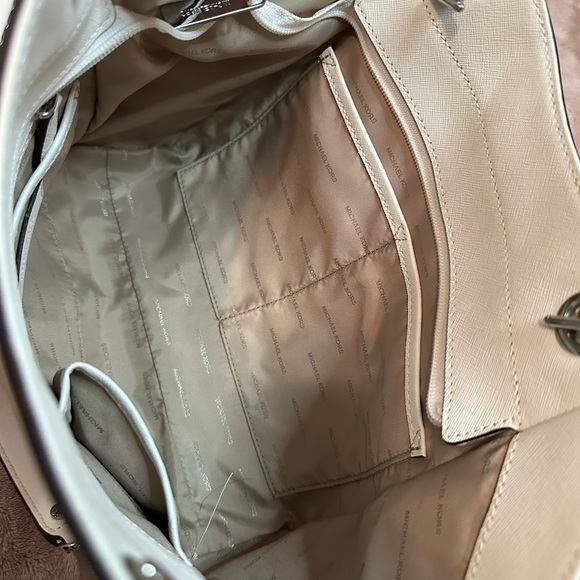 Michael Kors purse NWOT - Picture 7 of 14